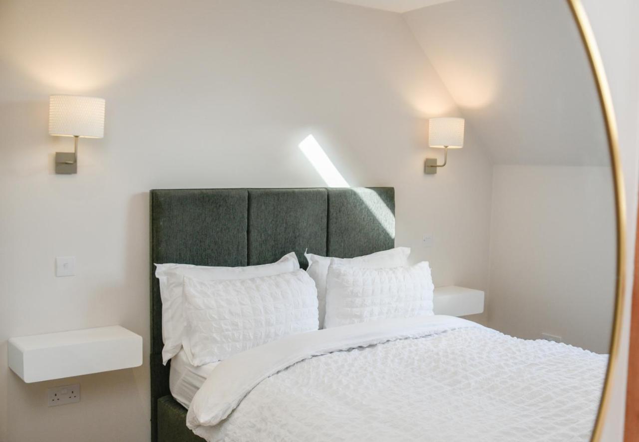 Rowan Tree Apartment - A Modern, Quiet Hideaway With Sweeping Views Across Oban Exterior photo